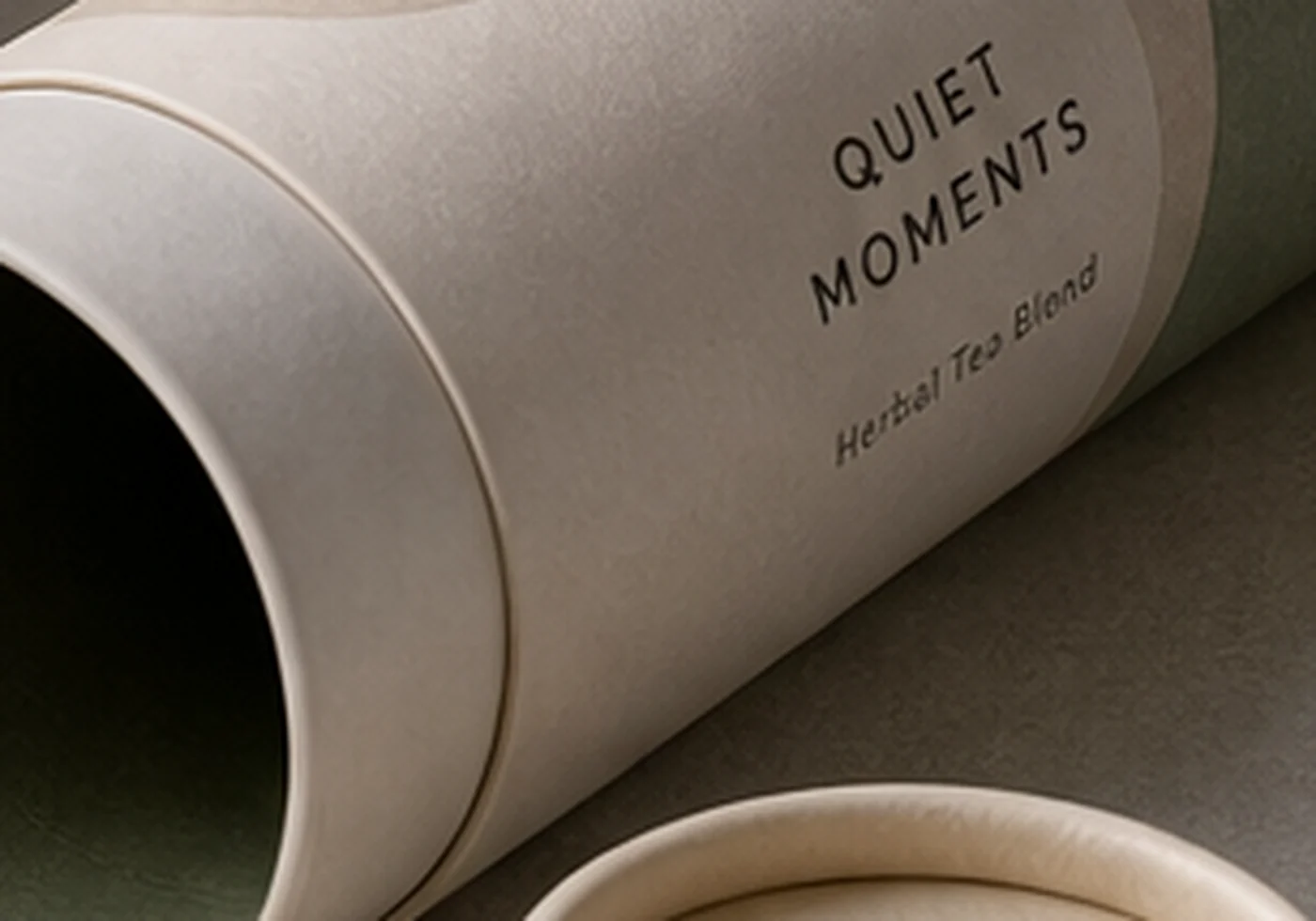 Round paper tube packaging suitable for food and cosmetic products
